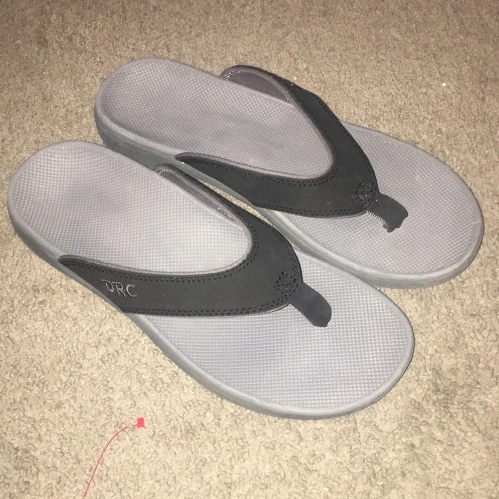 NWOT Dr Comfort Men’s Collin Thong Sandals